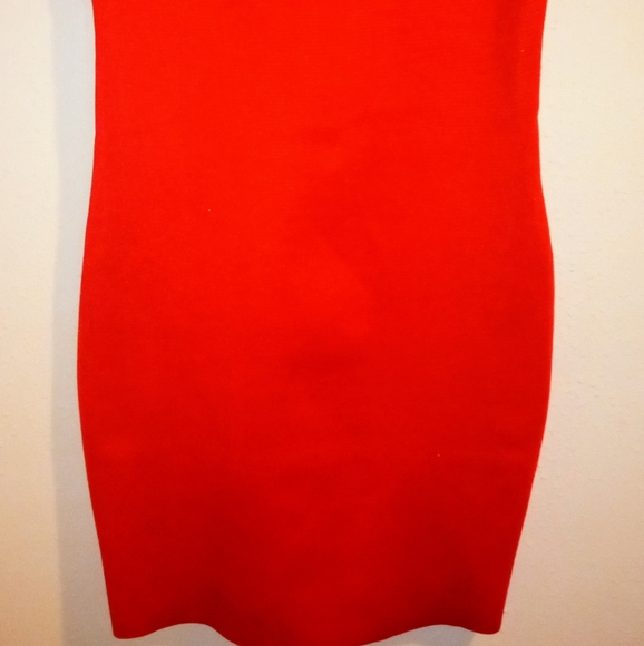 MODISH DRESS - Picture 3 of 5